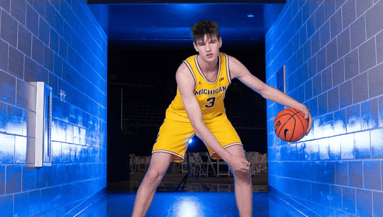 Freshman forward Quinn Costello staying at Michigan