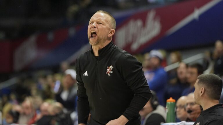 Report: Michigan finalizing two-year scheduling deal with Louisville