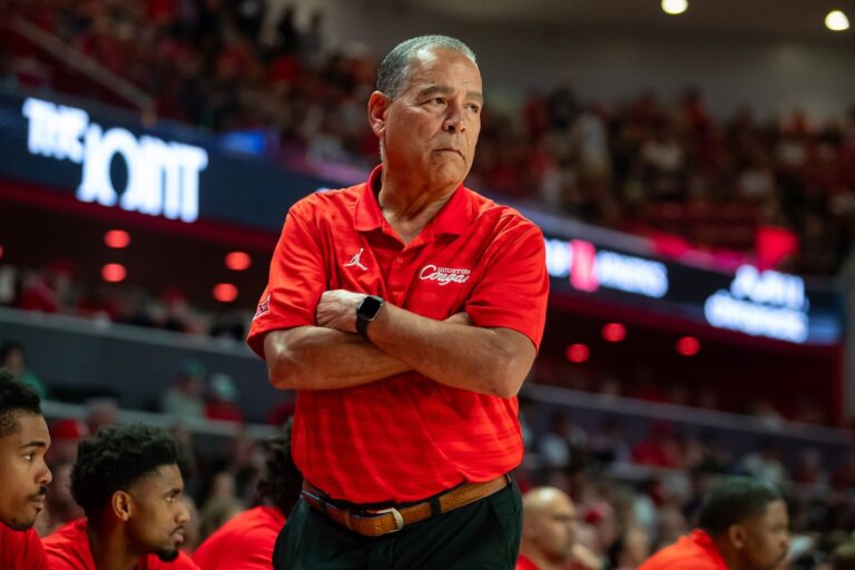 What to watch for: Michigan vs. Houston (Exhibition)